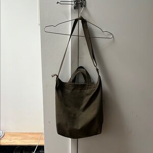 Baggu Olive Green Men's Shoulder Bag